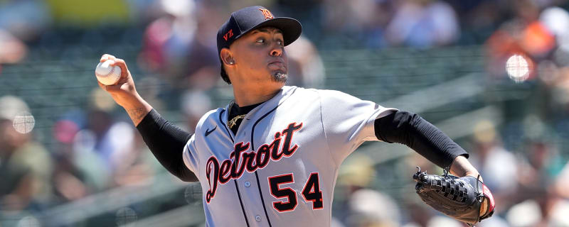 Tigers make obscure history in shutout victory over Guardians