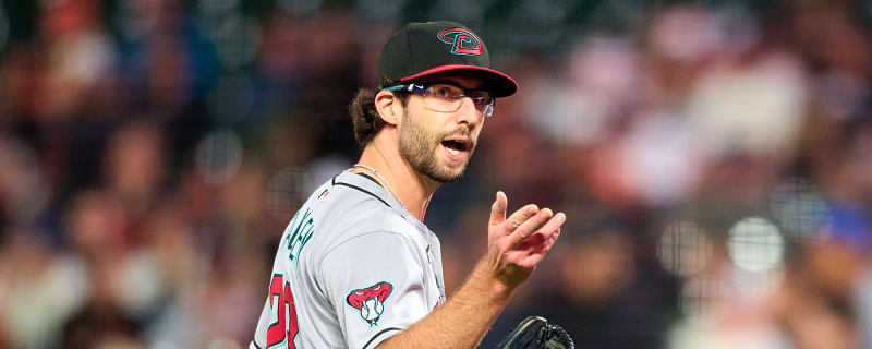 Diamondbacks re-sign Cy Young finalist to ‘steal’ contract