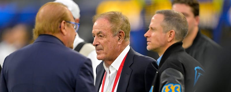 NFL forced Al Michaels to backtrack on statement during 'TNF'