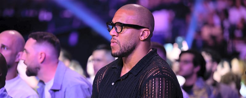 Ciryl Gane is Going Viral for Highlight Reel of ‘Dirty Moves’ After Poking Tom Aspinall in the Eye