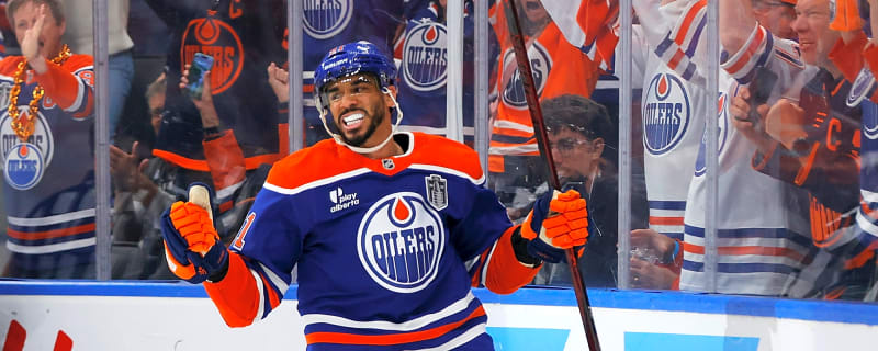 Evander Kane Fires Shots at Florida Panthers Ahead of Game 5 Clash in Edmonton