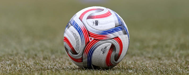 Man United discuss swap deal to sign 29-year-old long time target in summer