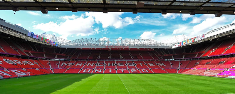 Manchester United ready to break the bank for rising midfield star; Is the gamble worth risking?