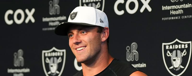 Raiders' Bowers receives high praise from Crosby, rival tight end