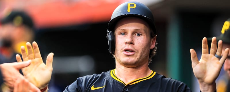 Pirates avoid arbitration with outfielder Jack Suwinski
