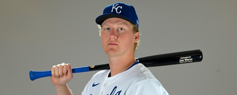 Royals designate veteran OF for assignment in wake of trades