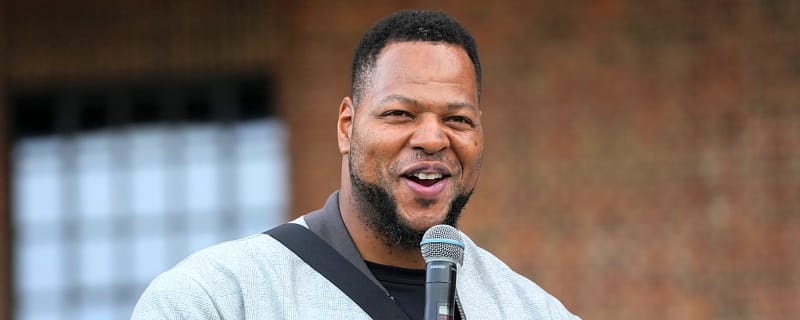 All-Pro DT Ndamukong Suh announces retirement
