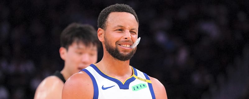 Warriors’ Stephen Curry will play in opener after injury scare