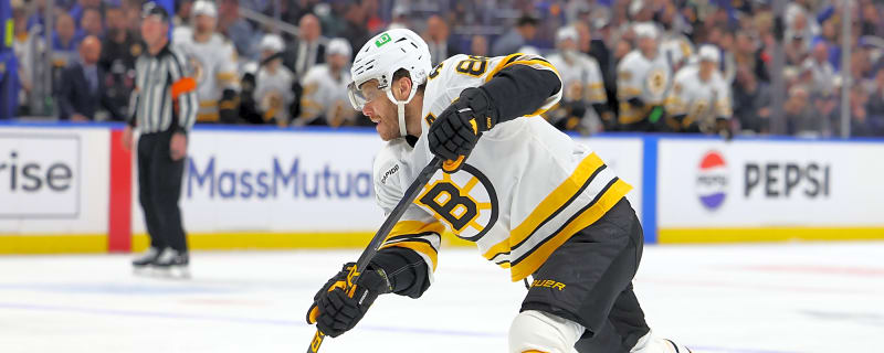 David Pastrnak saves Bruins from elimination with OT winner