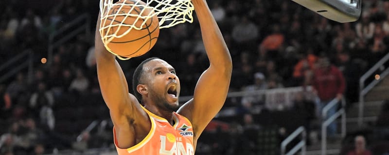 Evan Mobley Expected To Miss 1-3 Weeks With Calf Strain