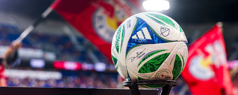 Report: Club director in contact with Crystal Palace star over potential move