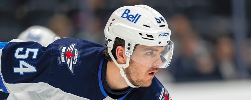 Winnipeg Jets agree to multiyear deal with defenseman