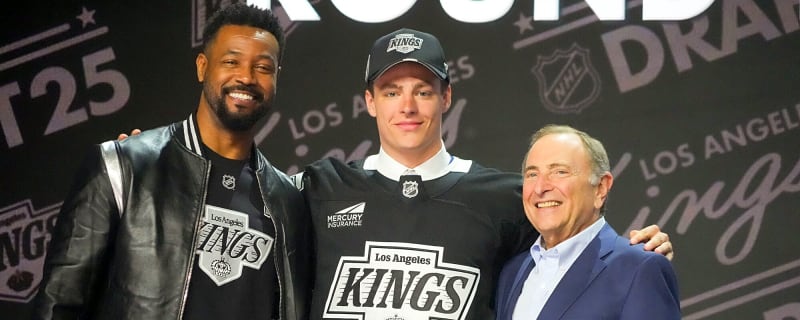 Kings sign Henry Brzustewicz to entry-level contract