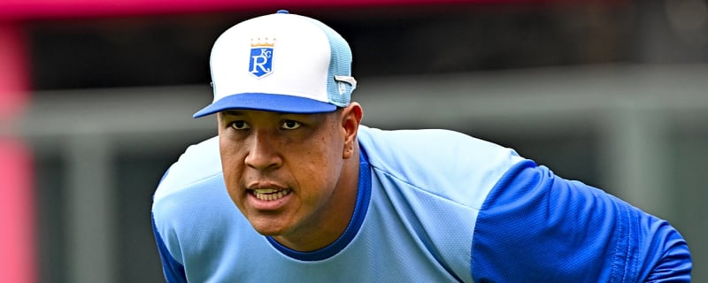 Royals manager provides injury update on Salvador Perez