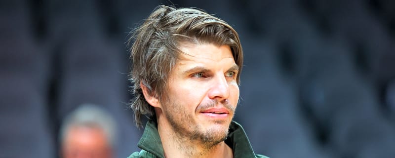 Assistant GM Kyle Korver Parting Ways With Hawks