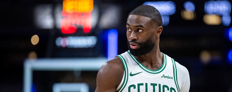 Jaylen Brown throws shade at Jalen Brunson in a social media post