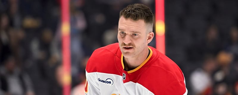 Jonathan Huberdeau quietly flounders as the Flames struggle