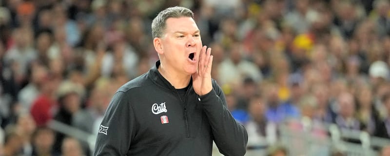 Arizona’s Tommy Lloyd named Naismith Coach of the Year