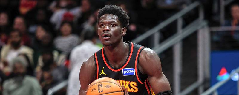 Cavs fall to Hawks as same old cracks keep showing up