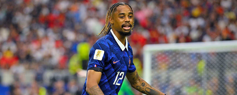 Expert confirms Liverpool lead race for winger signing despite Bayern also making contact