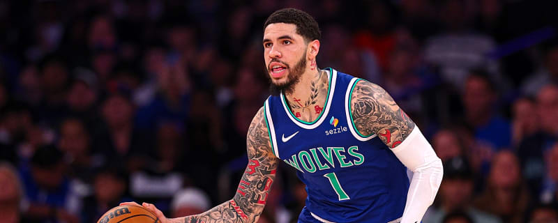 LaMelo Ball got away with the wildest travel during season opener