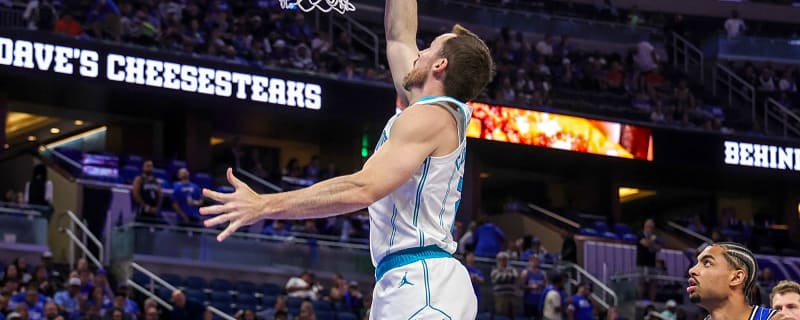 Hornets Exercising Pat Connaughton’s Option