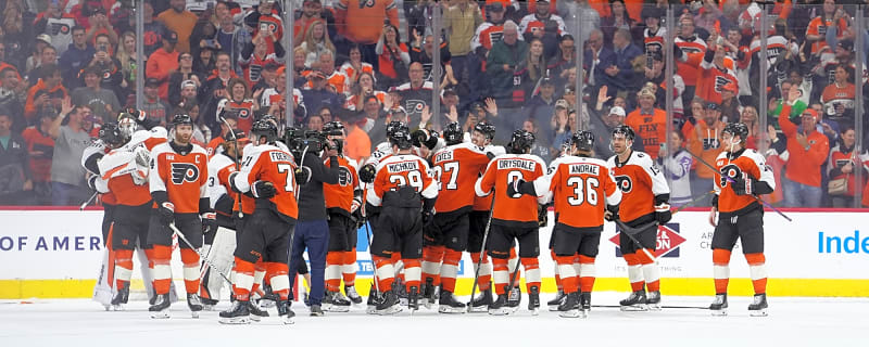  Hurricanes clinch home ice advantage in the Eastern Conference