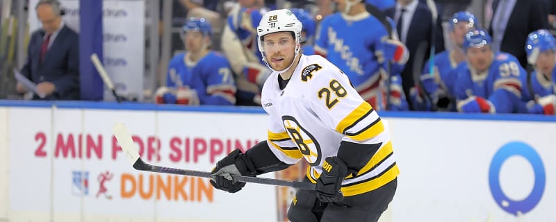 Bruins Place Elias Lindholm On IR, Recall Jordan Harris