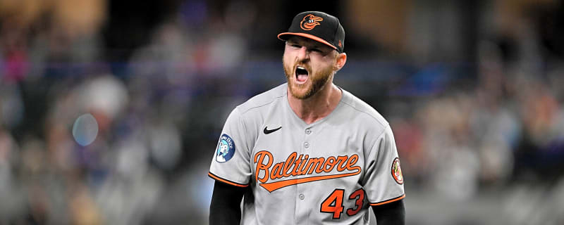 Rays acquire right-hander from Orioles