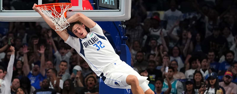 Cooper Flagg Confirms Issues With Anthony Davis Amid Calls to Trade Veteran Star