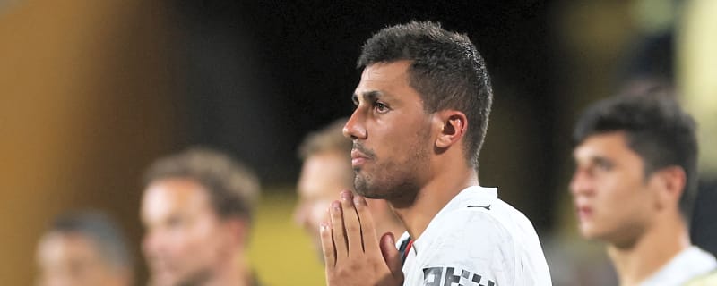 The process of returning to the pitch continues for a Manchester City midfielder