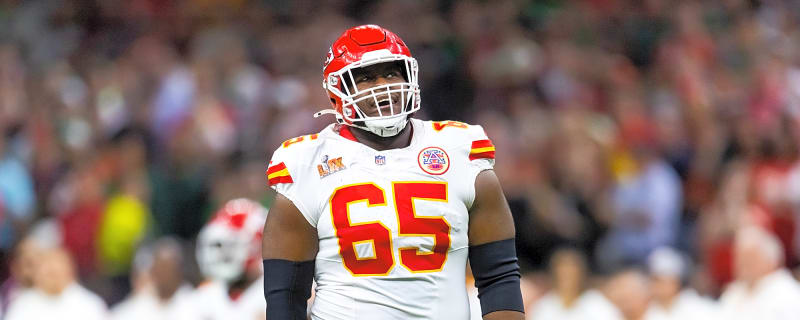Reading between the lines on Chiefs HC Andy Reid&#39;s blunt message about a potential Trey Smith mandatory minicamp holdout