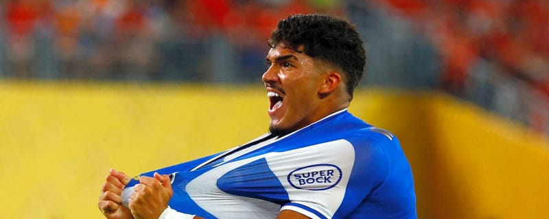 Arsenal target wants to spend another year at his present club