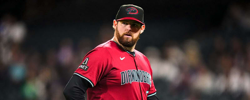 Milwaukee Brewers 2025 trade deadline acquisition signs with Texas Rangers