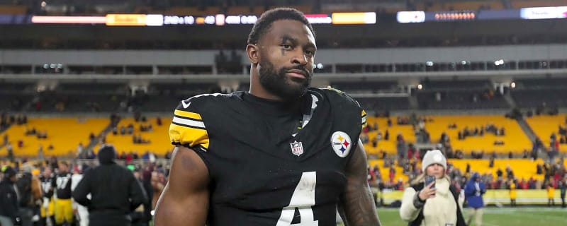 Steelers' DK Metcalf Gets Clowned By Former Teammate Over Controversial Sideline Incident: 'He Does Tend To Lose It'