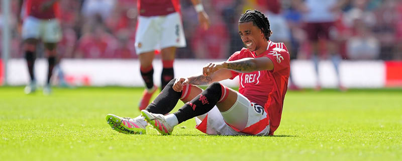 Manchester United face anxitious fitness report ahead of Europa League final
