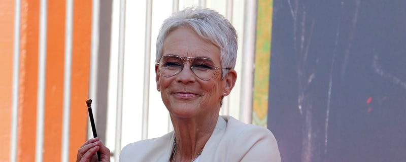 Jamie Lee Curtis says her "Murder, She Wrote" movie is happening