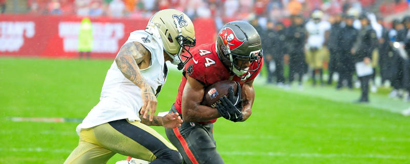 Saints Re-Signing S Terrell Burgess