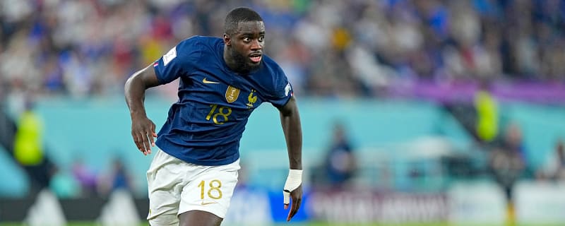 Real Madrid are ready to splash €20m signing bonus for Manchester United defensive target