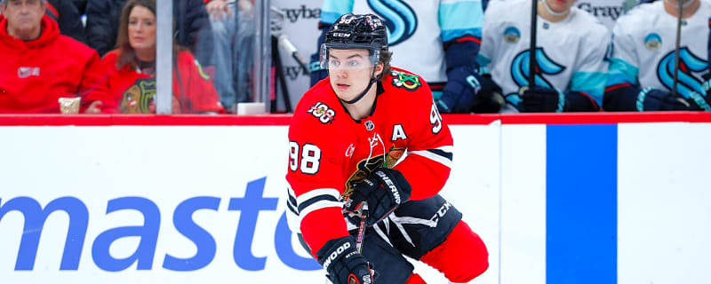 Blackhawks announce return of black alternate jersey