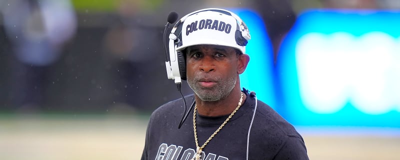 Deion Sanders had unusual gesture for Colorado players