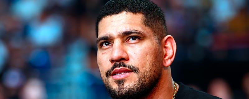 Miocic On Pereira's Heavyweight Future After UFC Freedom Loss