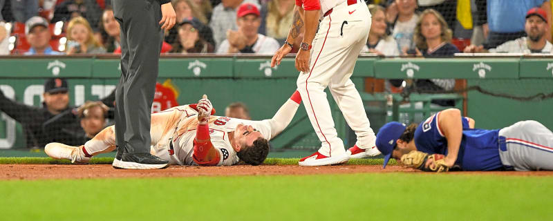 Romy Gonzalez Leaves Games Against Rangers