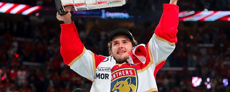 Florida Fans Fired Up After Panthers Sign Former First-Round Pick