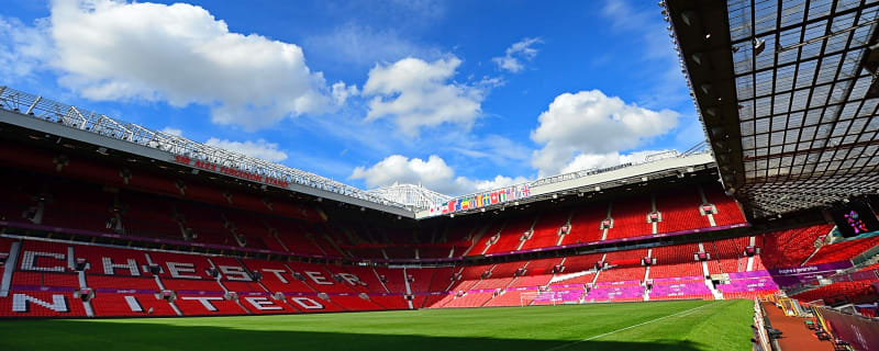 Sporting Lisbon wing back discussed by Manchester United for transfer