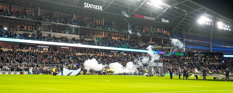 West Ham officials ‘unhappy’ as Nuno Espirito Santo faces early sack threat