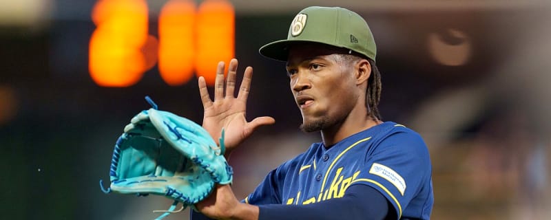 Abner Uribe refuses to apologize to Cardinals for his crotch chop celebration