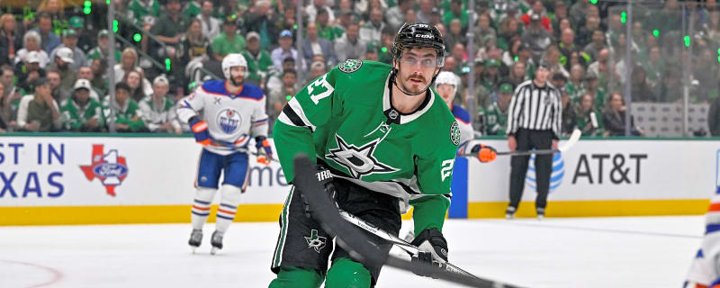 Boston Bruins eye physical winger to replace Trent Frederic