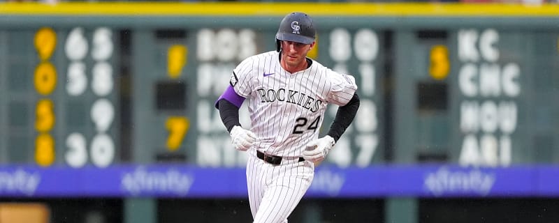 Mariners have shown interest in this Rockies infielder