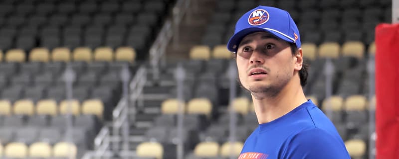 Islanders place Alexander Romanov on IR